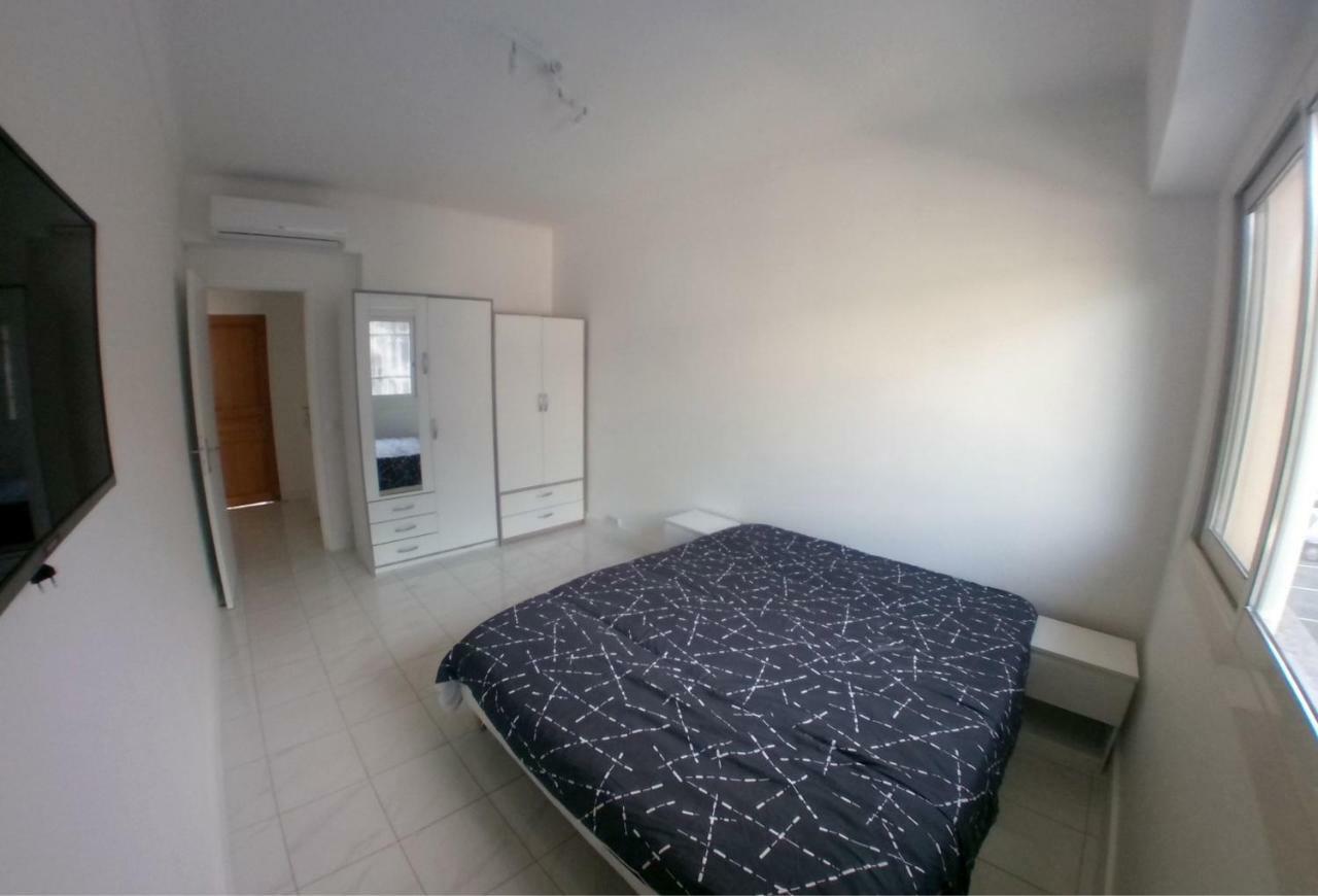 Les Dauphins Apartment นีซ ภายนอก รูปภาพ